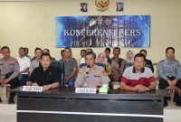 Konferensi pers yang berlangsung pada Selasa (4/2/2025) di Aula Adhi Pradana Mako Polres Way Kanan itu dipimpin langsung oleh Kapolres Way Kanan AKBP Adanan Mangopang. Foto: Ist