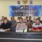 Konferensi pers yang berlangsung pada Selasa (4/2/2025) di Aula Adhi Pradana Mako Polres Way Kanan itu dipimpin langsung oleh Kapolres Way Kanan AKBP Adanan Mangopang. Foto: Ist